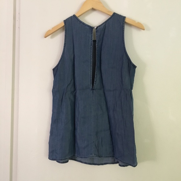 GAP chambray keyhole blouse size XS - Picture 5 of 7